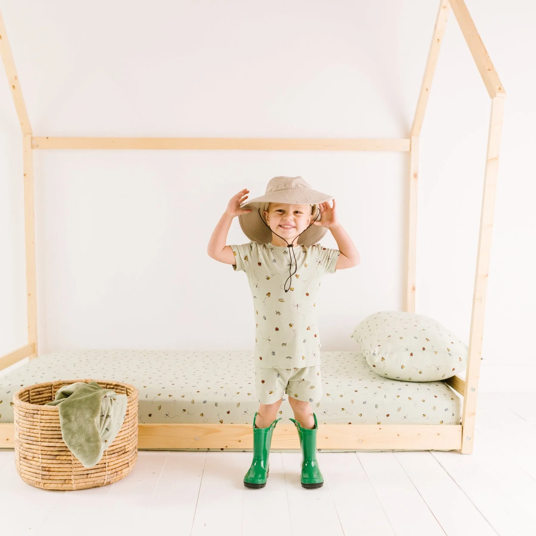 Bugs Small Ribbed Shorts Two-Piece Set