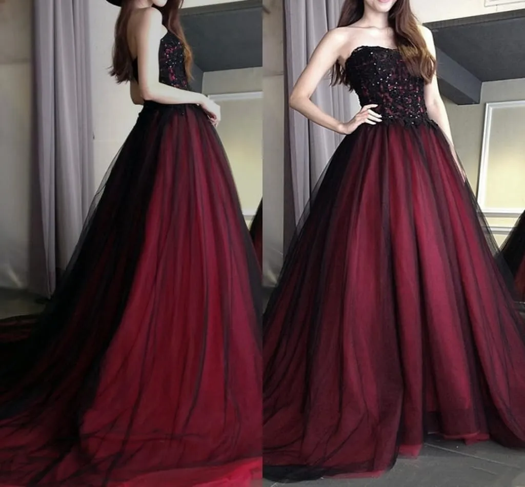 Gothic Beaded Black Lace Long Tulle Ball Gown Wedding Prom Dress with Train Sweetheart