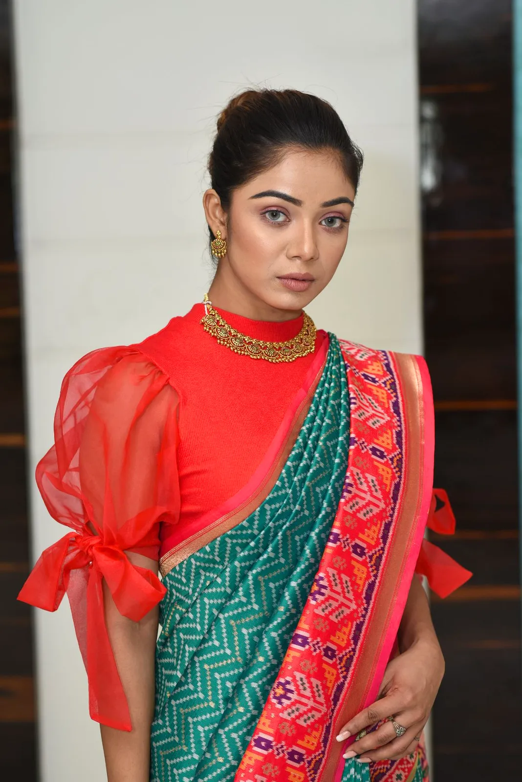 Green Zig- zag pattern Patola Silk Saree