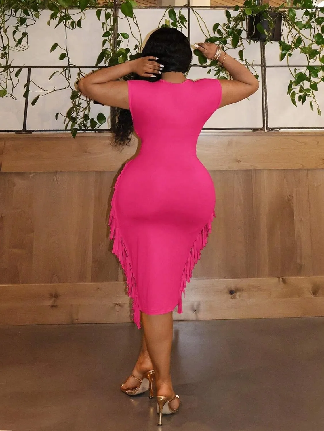 LALAGEN Women's 2025 Summer Dresses Plus Size Bodycon Half Sleeve Deep V-Neck Solid Color Midi Dress