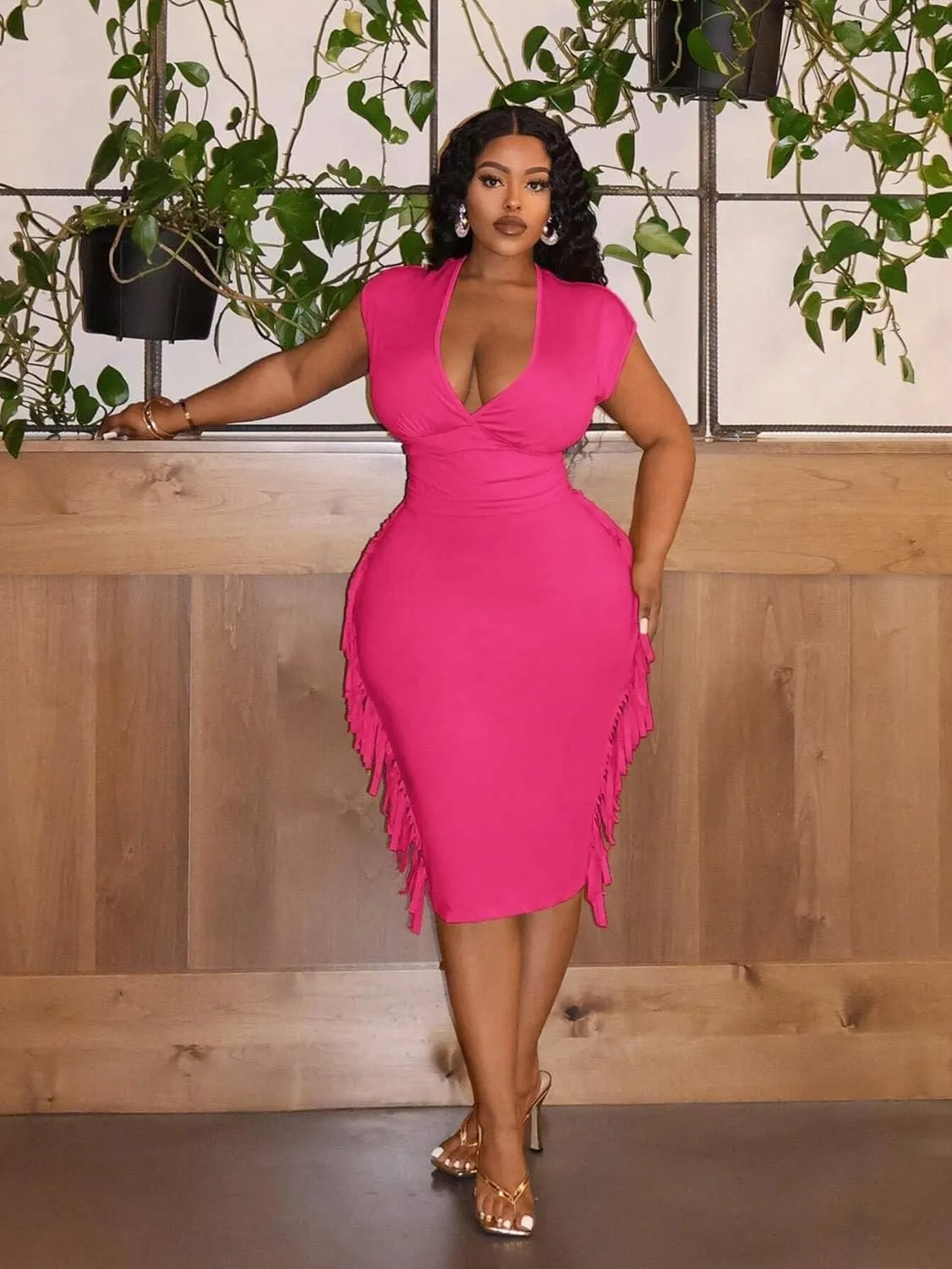 LALAGEN Women's 2025 Summer Dresses Plus Size Bodycon Half Sleeve Deep V-Neck Solid Color Midi Dress