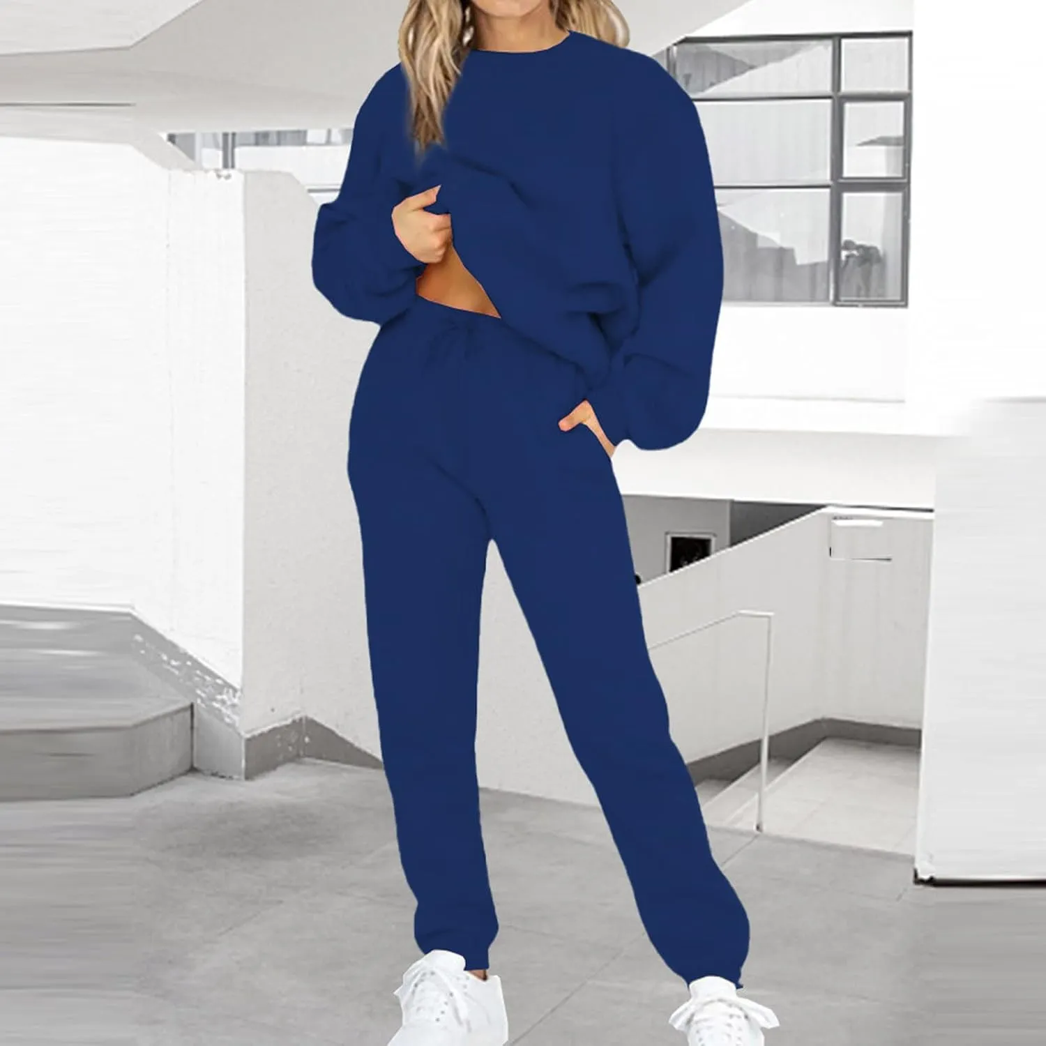 Lastesso Womens Loungewear Set Plus Size Sweatsuits Crewneck Long Sleeve Sweatshirt Baggy Sweatpants Outfits 2 Piece Sets