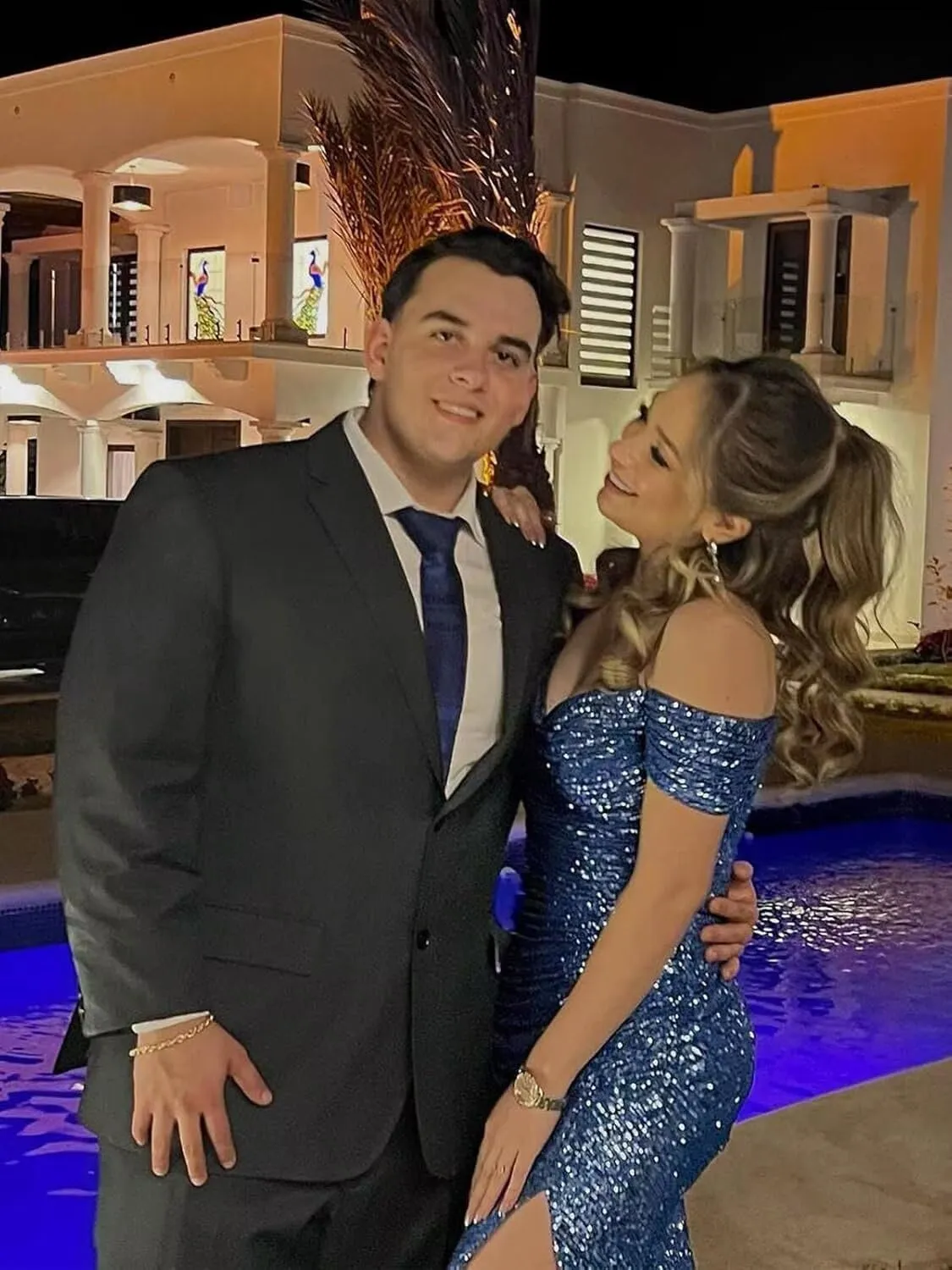 Off Shoulder Prom Dresses for Women 2025 Long Sparkly Sequin Mermaid Evening Dresses Formal Gown with Slit