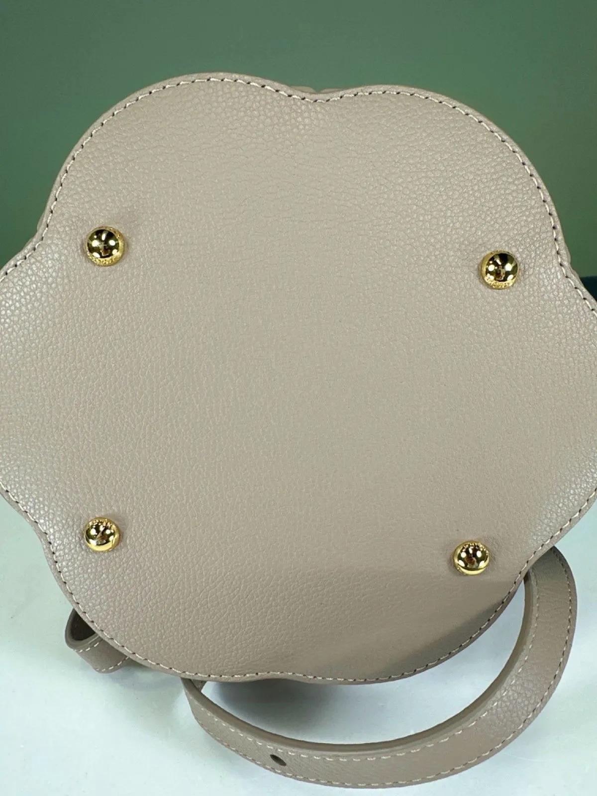 Polne Beige Taupe Numro Huit Leather Bag