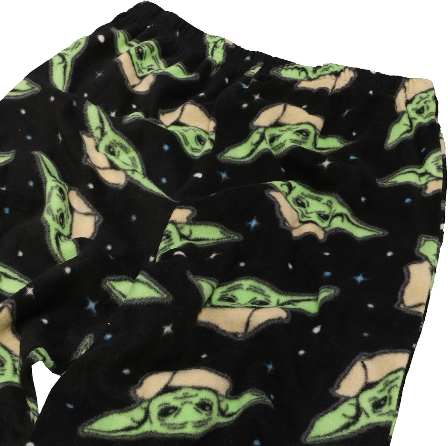 STAR WARS Boys' 2-Piece Loose-fit Pajama Set, Soft & Cute for Kids